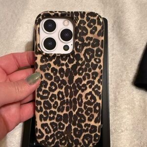 Velvet caviar new iPhone 16 Pro leopard case
